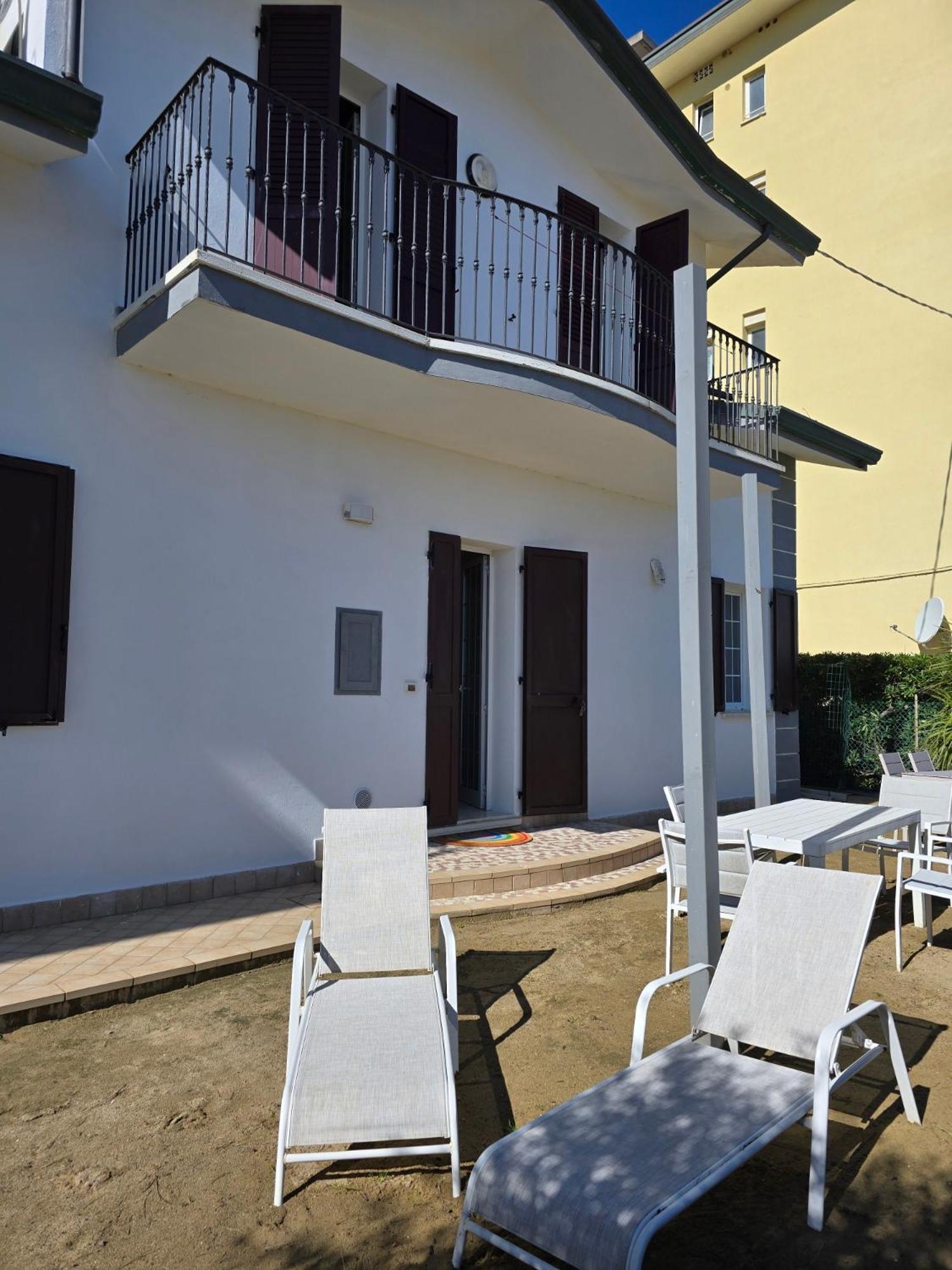 Villa Dolcevita เบลลาเรีย-อีเจอา มารีนา ภายนอก รูปภาพ